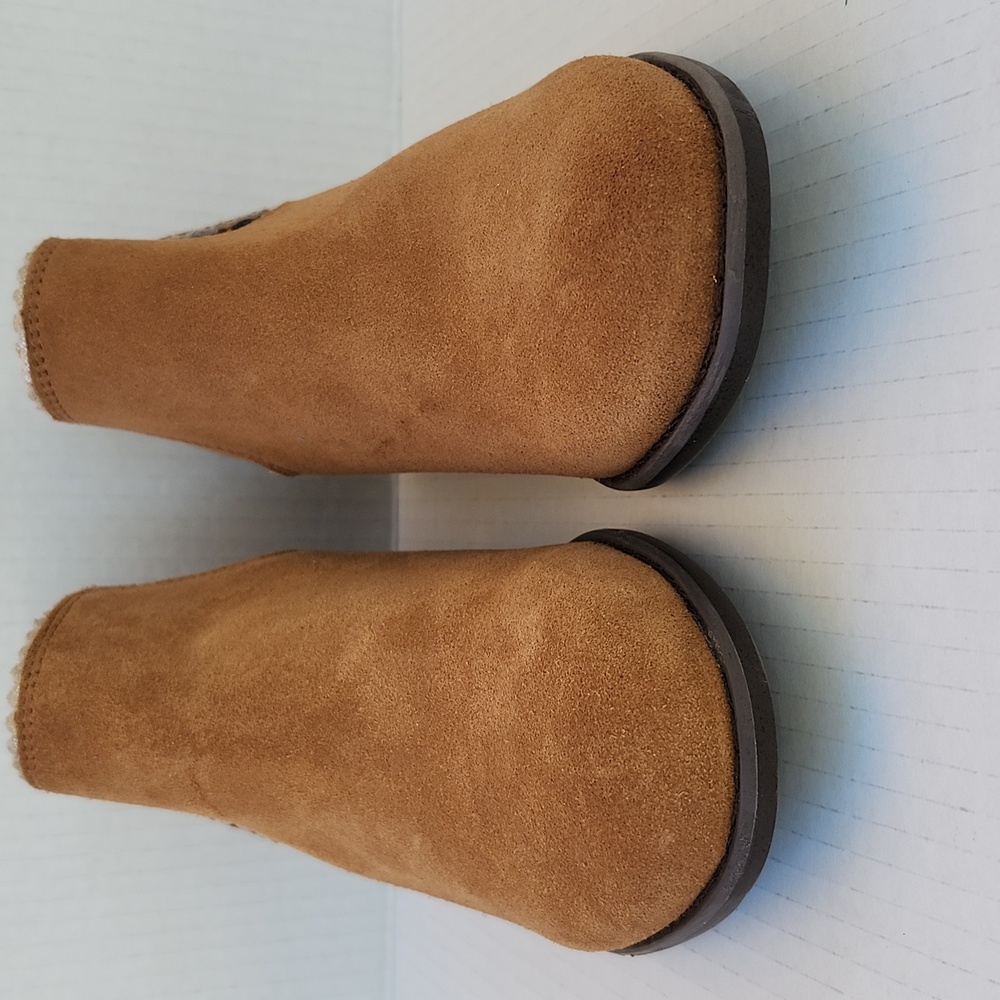 NWOT SKECHERS SUEDE TEXAS MIDWEST SHINE ANKLE BOOT - Picture 2 of 10
